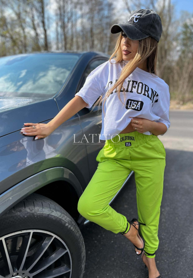 Wygodny komplet dresowy damski