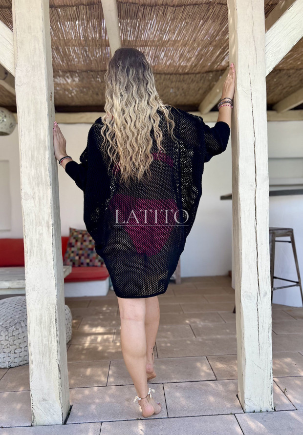 Ażurowa narzutka na lato