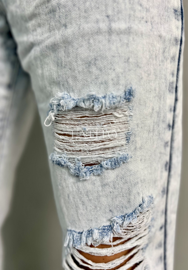 Spodnie jeansowe damskie z przetarciami Lea