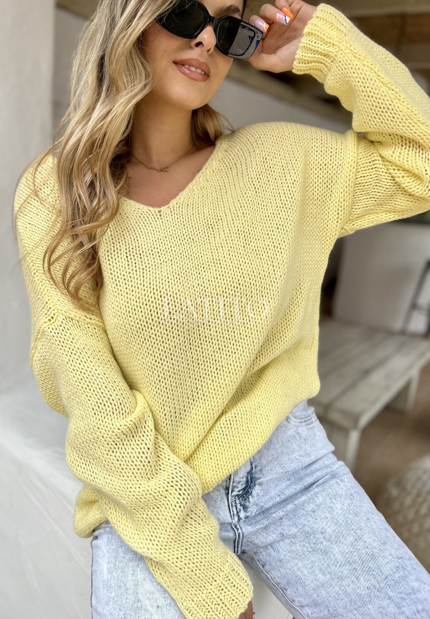 Ciepły sweter damski