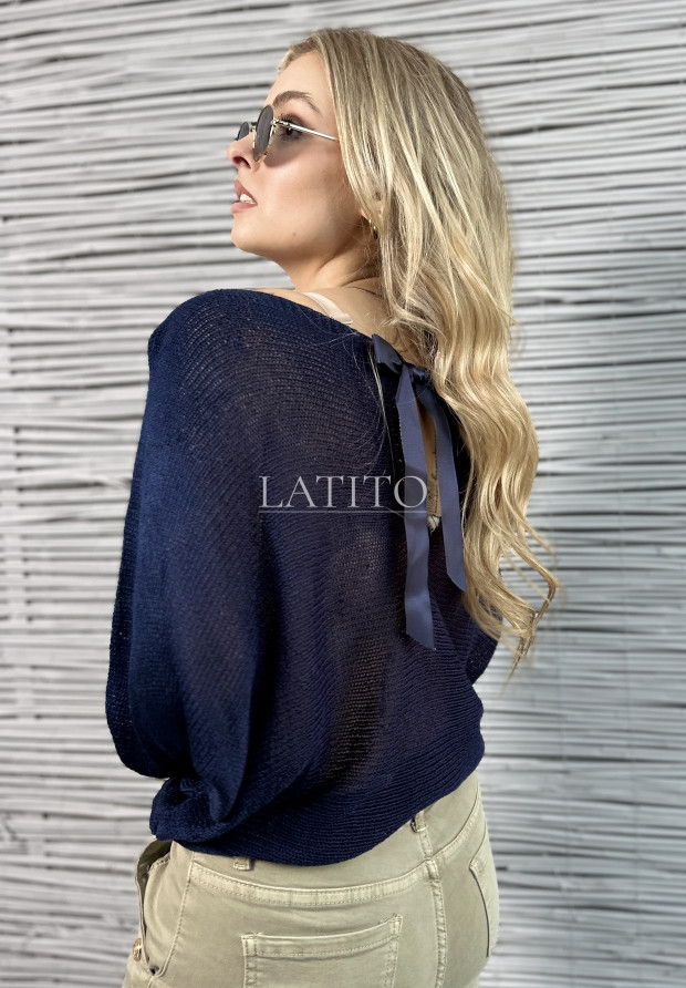 Sweter z ozdobnym wiązaniem