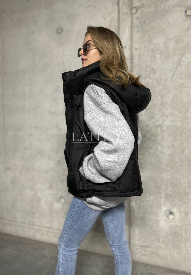 Kamizelka z kapturem