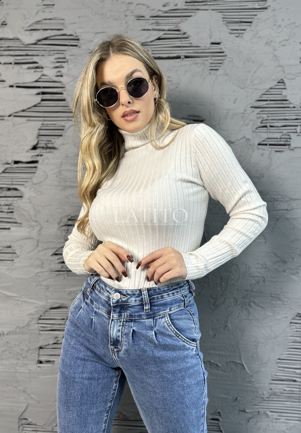 Sweter z golfem