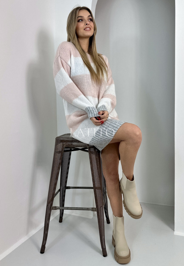 Dzianinowa sukienka w paski Yulia Pink