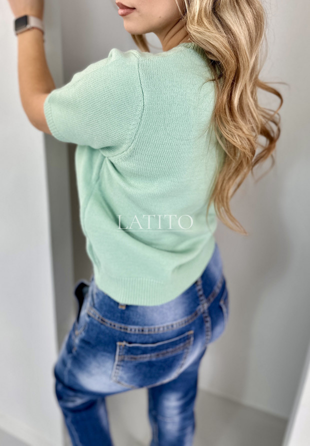 krótki sweter