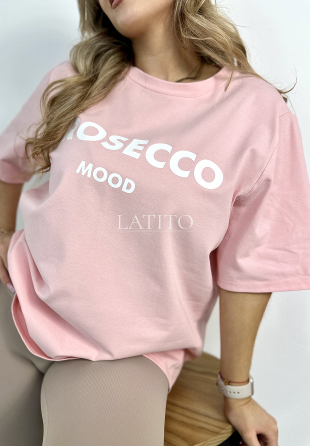 różowy t-shirt damski