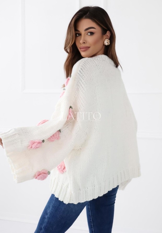 Sweter z różyczkami