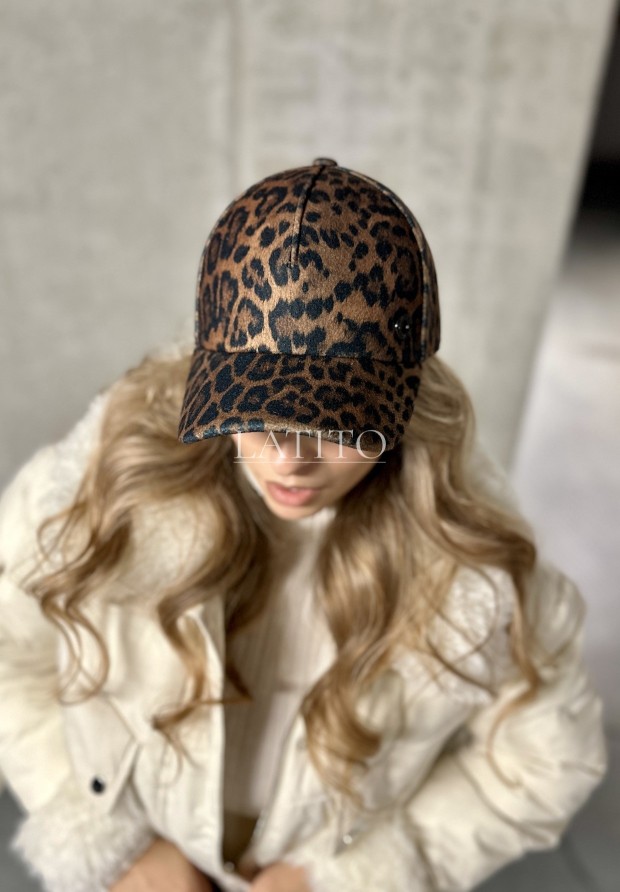 Damska czapka z daszkiem