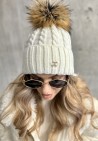 welniania-czapka-z-naturalnym-futerkiem-driss-ecru