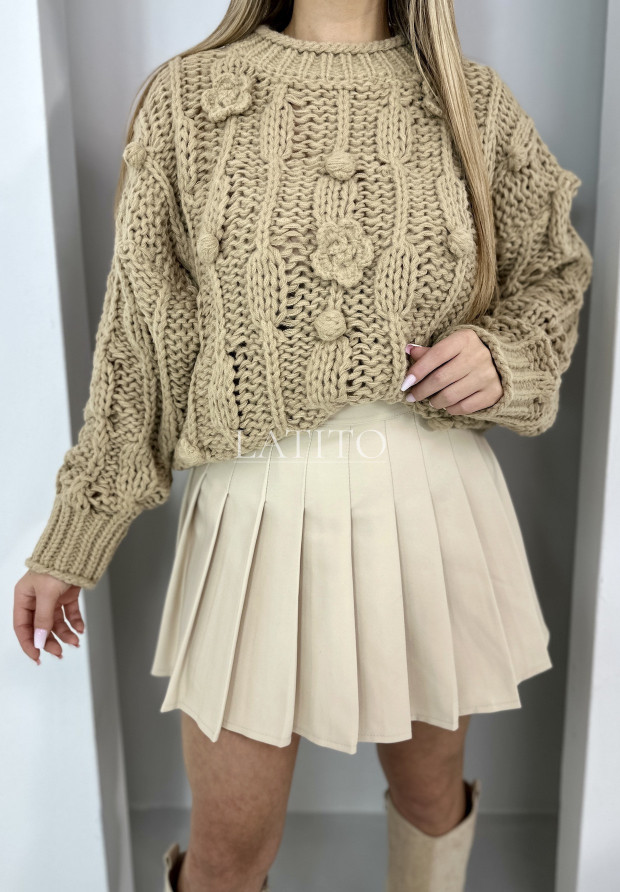 sweter z grubym splotem