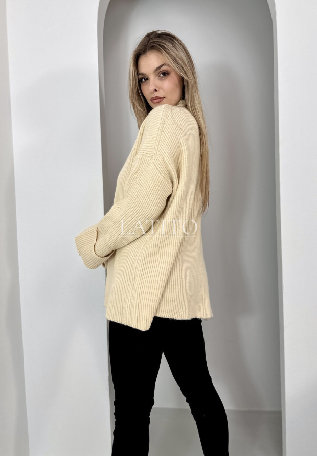 sweter z golfem