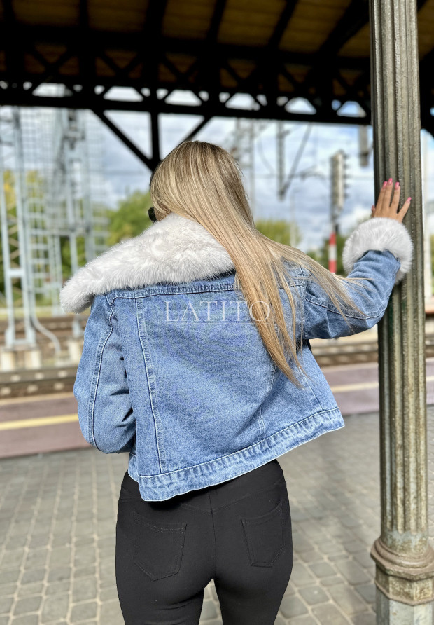 Kurtka jeansowa z futerkiem