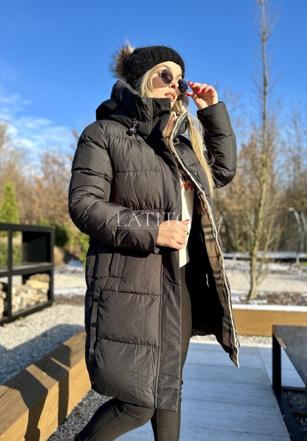 Pikowana kurtka z kapturem