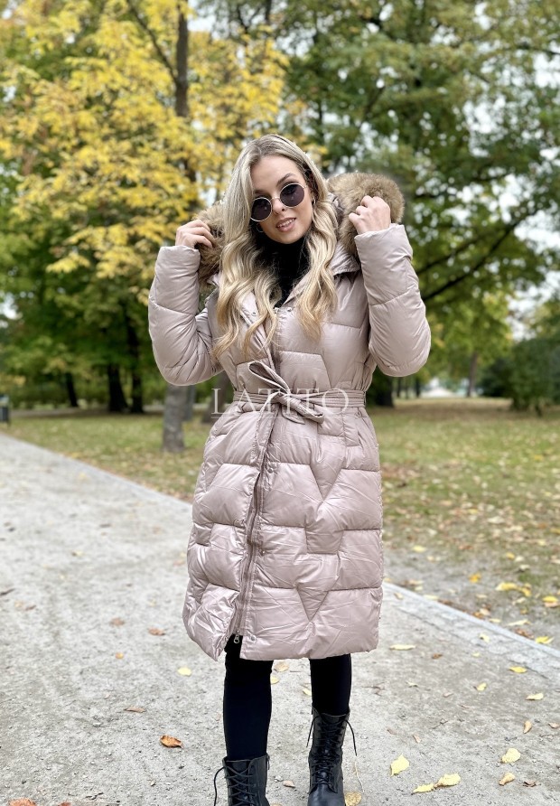 Długa pikowana kurtka z futerkiem Winter Day Beige