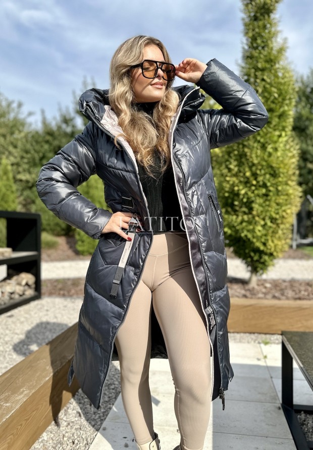 Długa kurtka pikowana